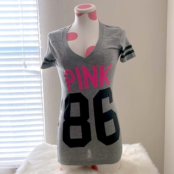 Victoria's Secret Tops - Victoria’s Secret PINK T-Shirt “PINK 86”Like New Excellent Condition